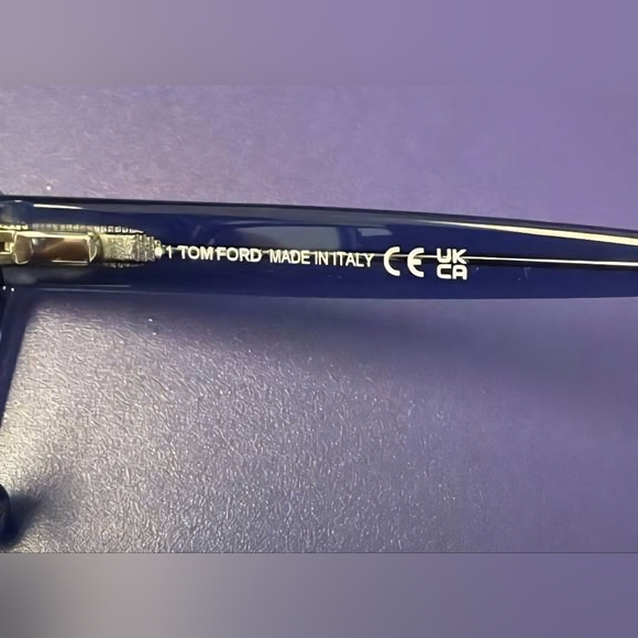 NWT,Tom FordFT5766-B, Woman's Eyewear Frame - Picture 8 of 9